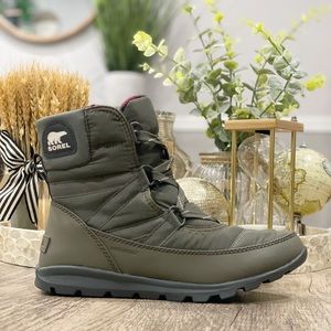 🆕 Sorel Whitney Short Lace Waterproof Boots